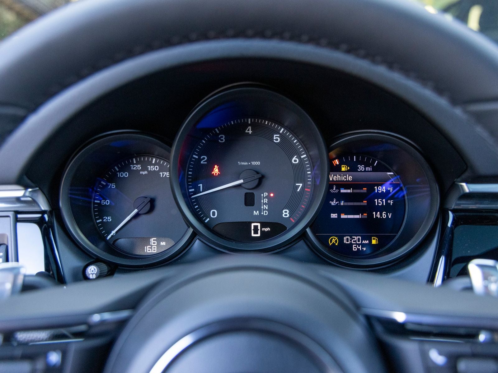 2026 Porsche Macan Base