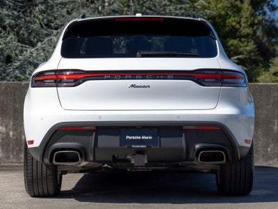 2026 Porsche Macan Base