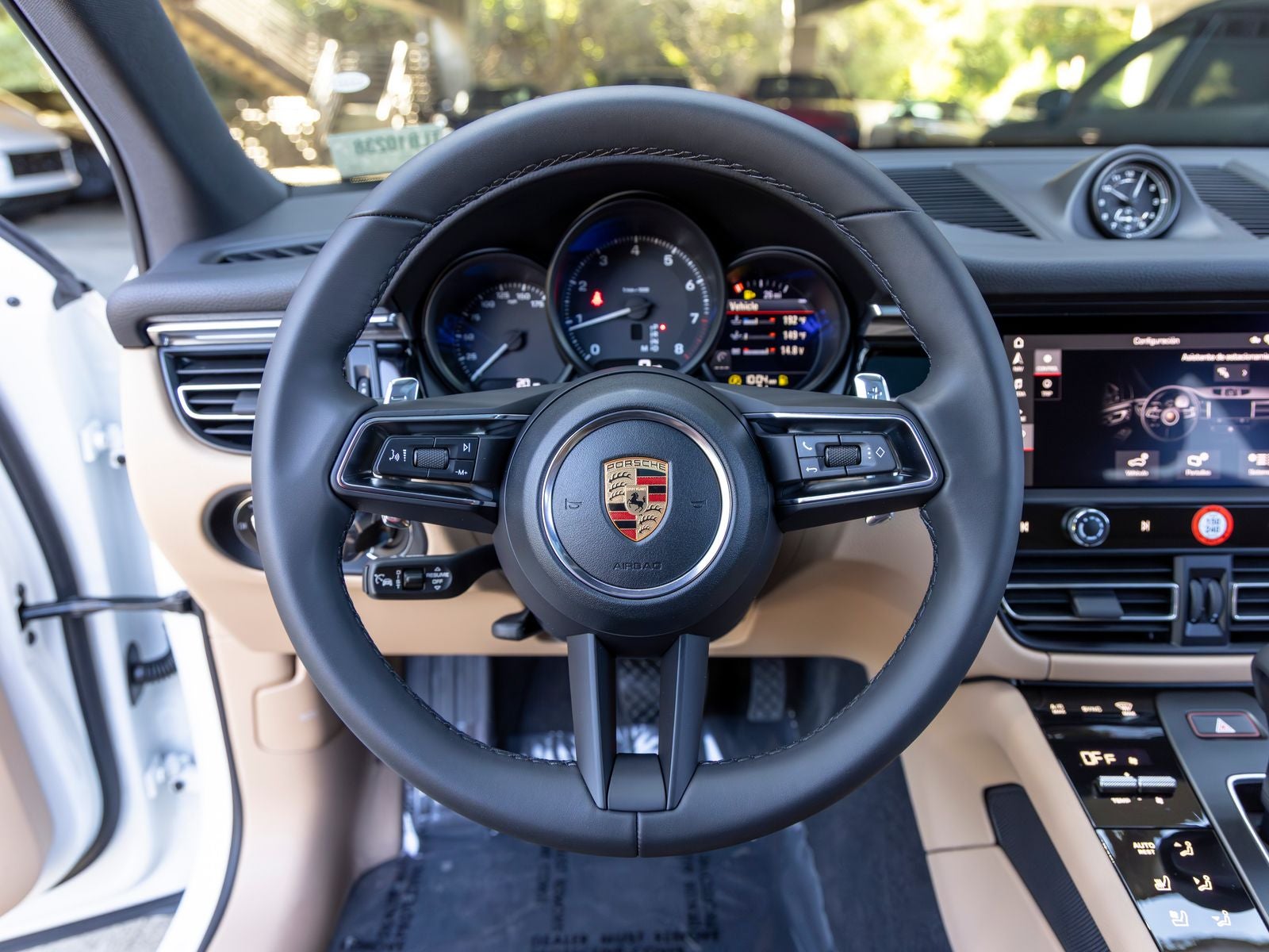 2026 Porsche Macan Base
