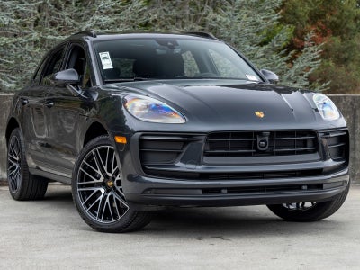 2026 Porsche Macan Macan