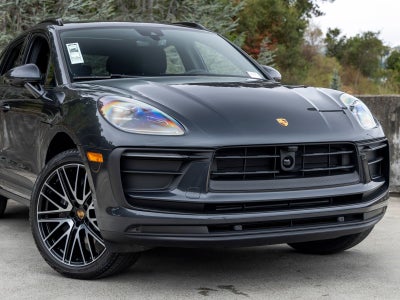 2026 Porsche Macan Macan