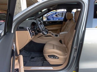 2020 Porsche Cayenne Cayenne