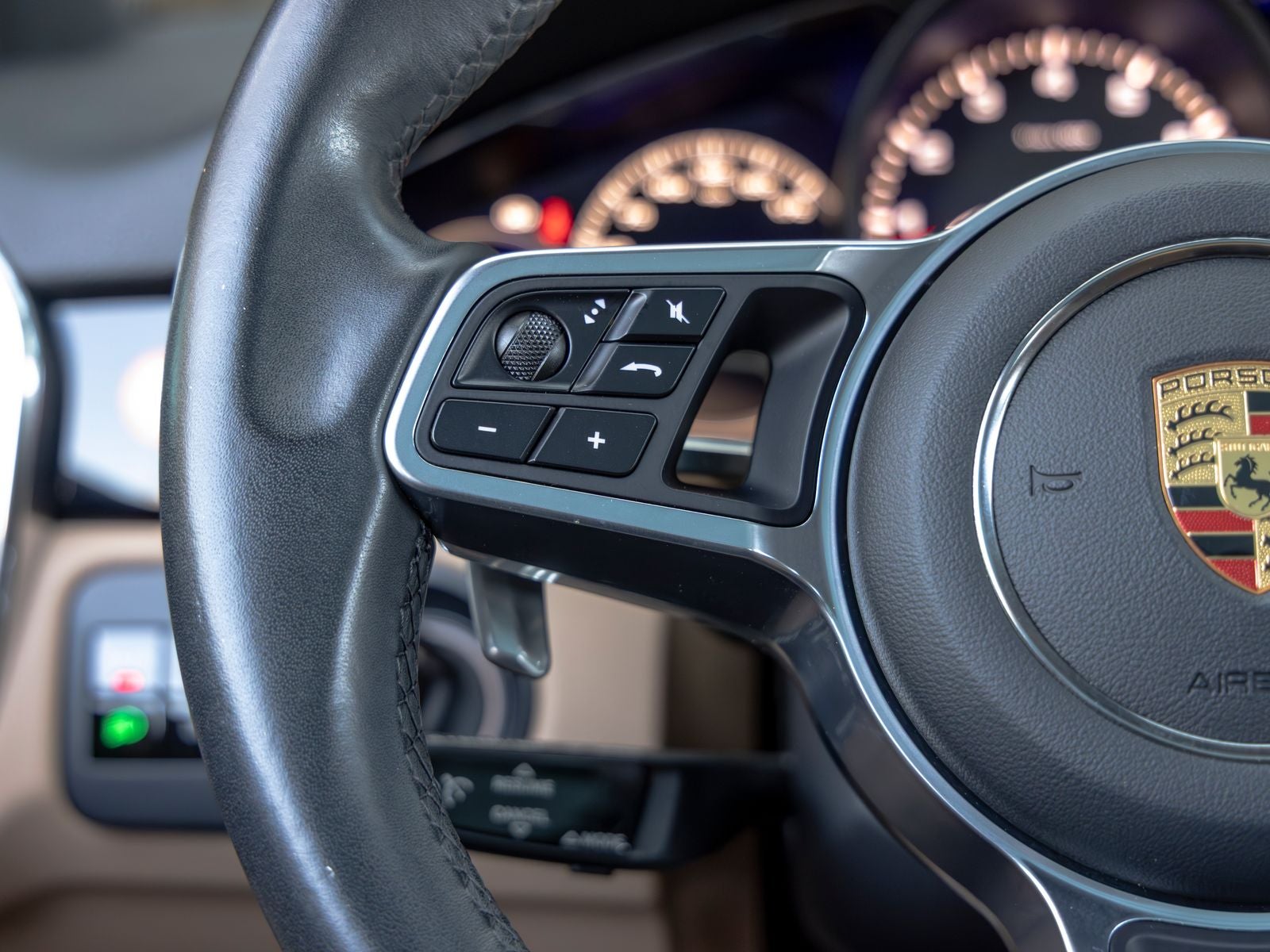 2020 Porsche Cayenne Cayenne