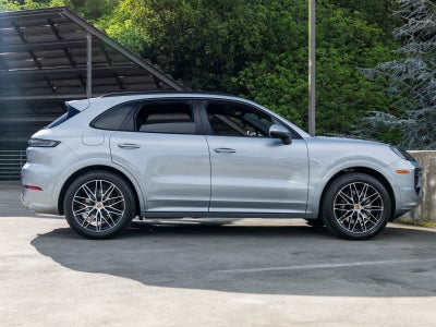 2025 Porsche Cayenne Cayenne