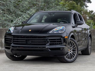 2023 Porsche Cayenne Platinum Edition