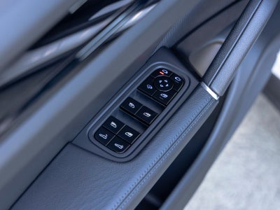 2021 Porsche Cayenne Base