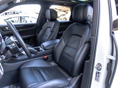2021 Porsche Cayenne Base