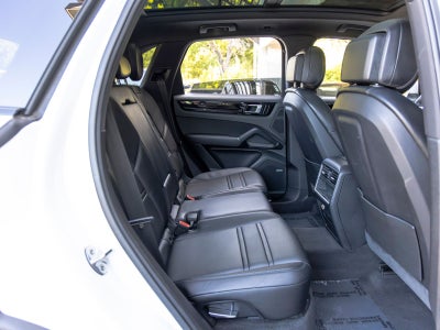 2021 Porsche Cayenne Base