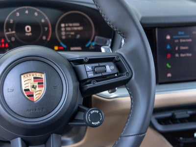 2026 Porsche Cayenne Base