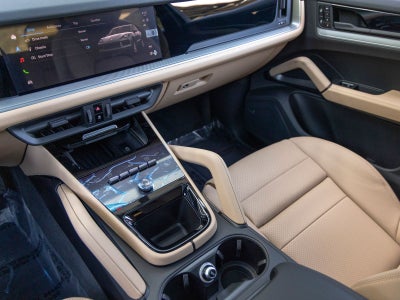 2026 Porsche Cayenne Base