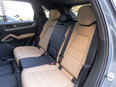 2026 Porsche Cayenne Base