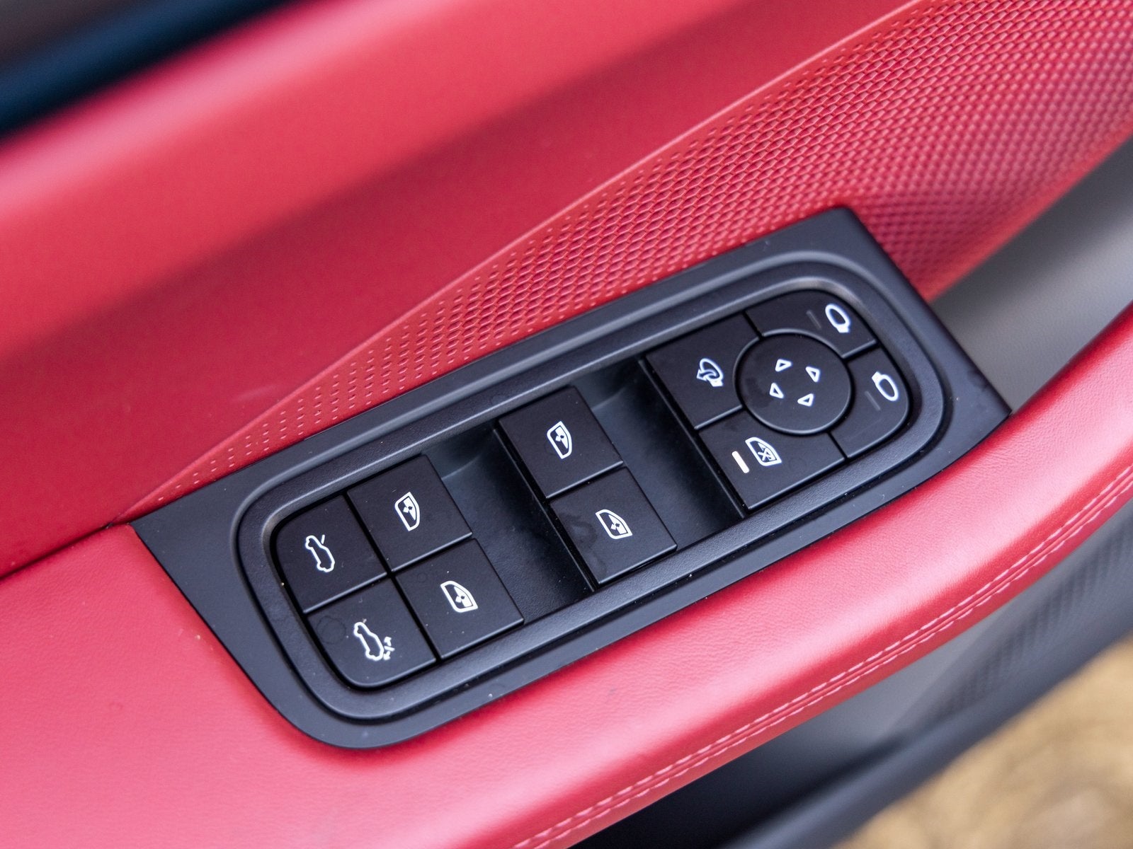 2024 Porsche Macan Macan 4 Electric