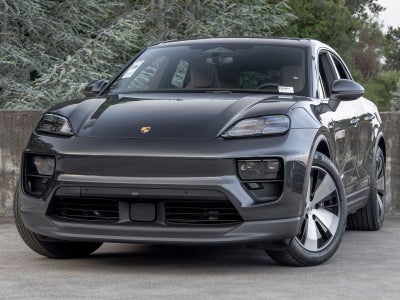 2026 Porsche Macan 4 Electric