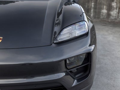 2026 Porsche Macan 4 Electric