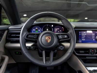 2026 Porsche Macan 4 Electric