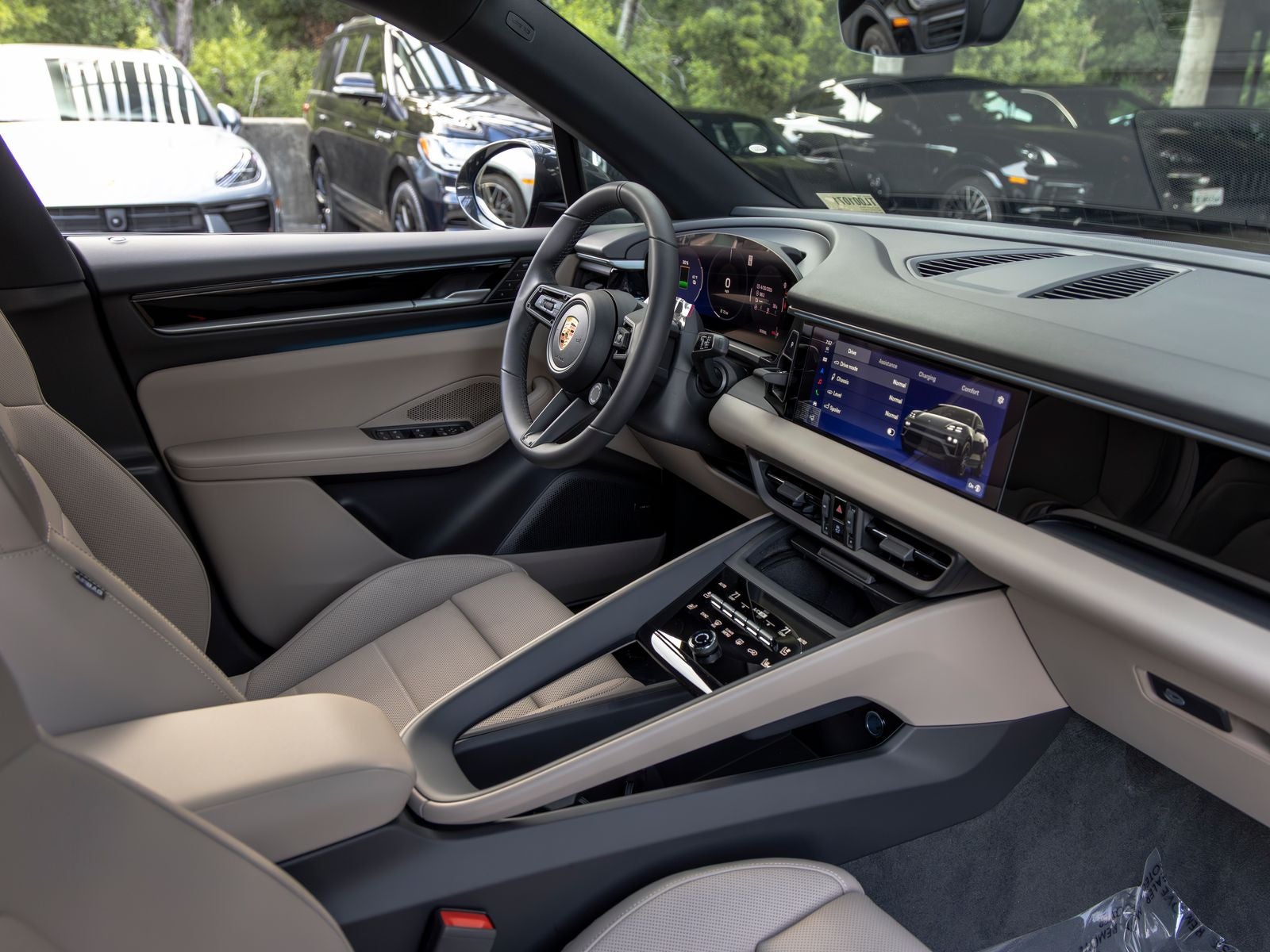 2026 Porsche Macan 4 Electric