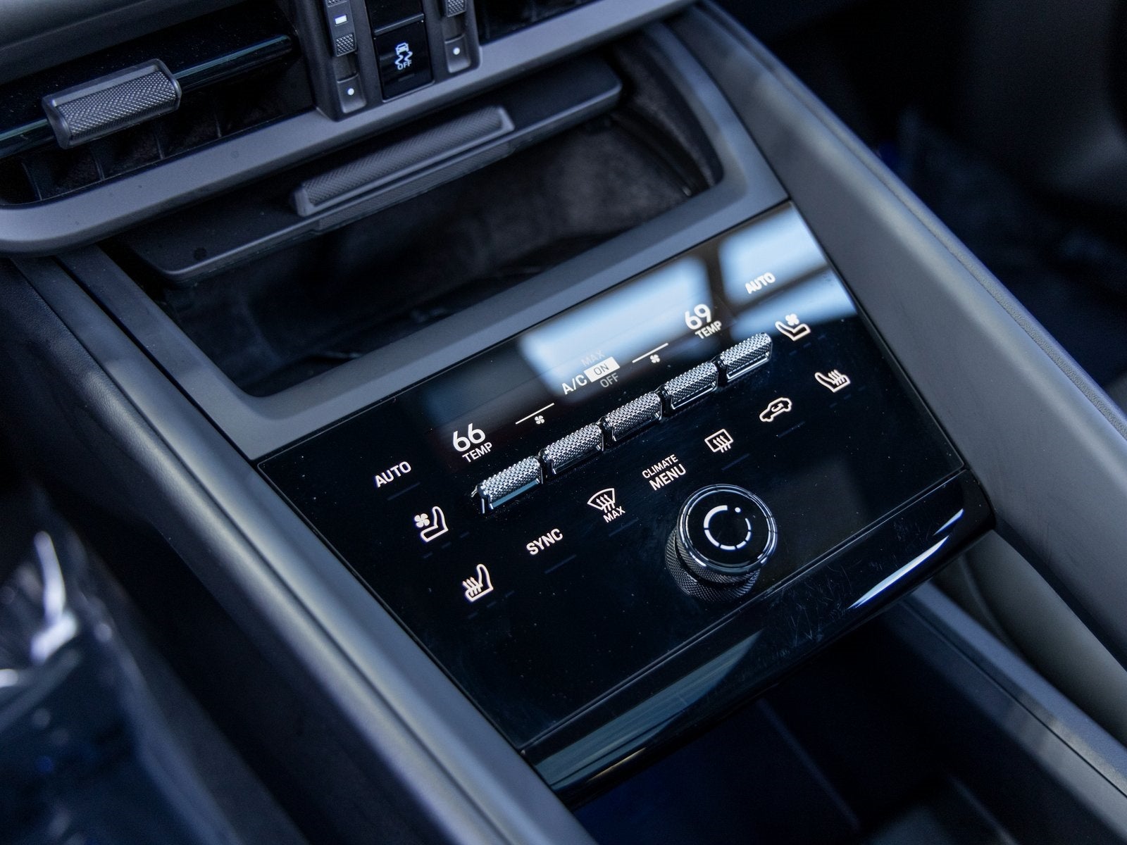 2025 Porsche Macan Macan 4 Electric