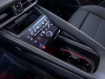 2026 Porsche Macan 4 Electric