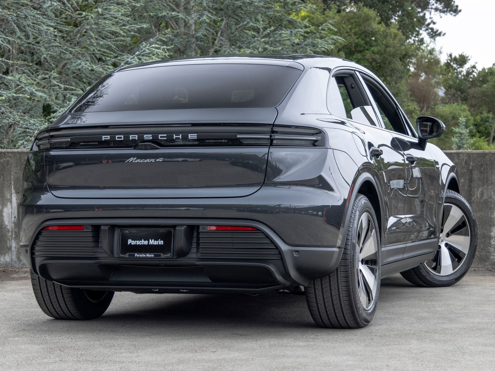 2026 Porsche Macan 4 Electric