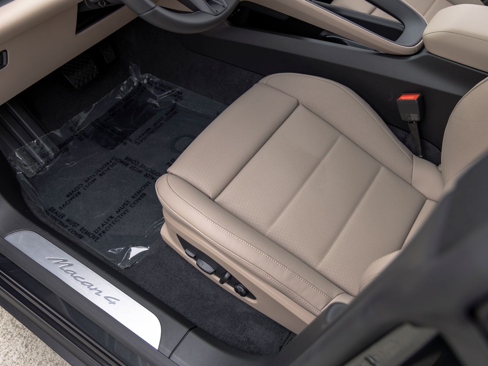 2026 Porsche Macan 4 Electric