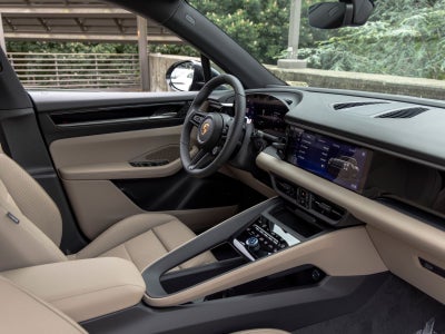 2026 Porsche Macan 4 Electric