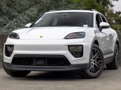 2026 Porsche Macan 4 Electric