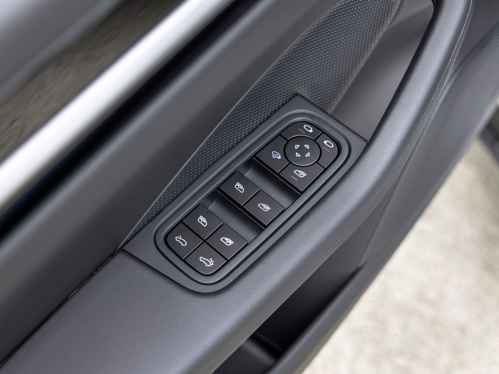 2026 Porsche Macan 4 Electric