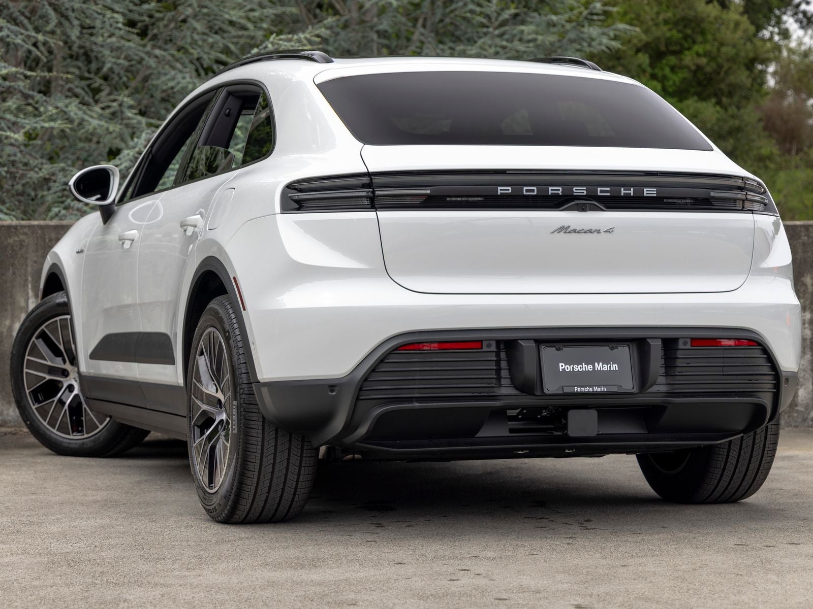 2026 Porsche Macan 4 Electric