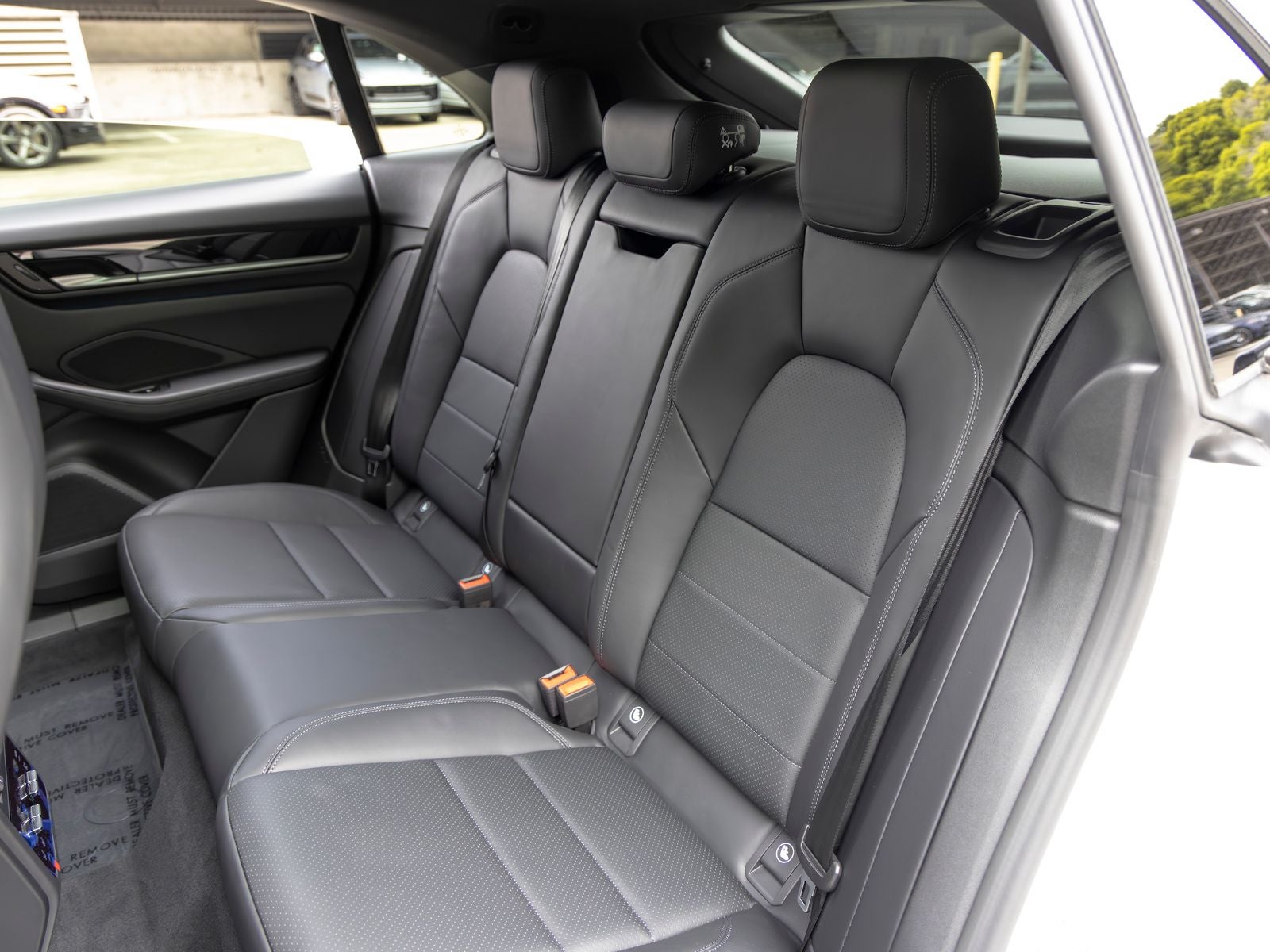 2026 Porsche Macan 4 Electric