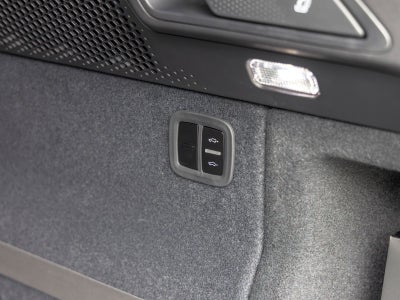 2026 Porsche Macan 4 Electric