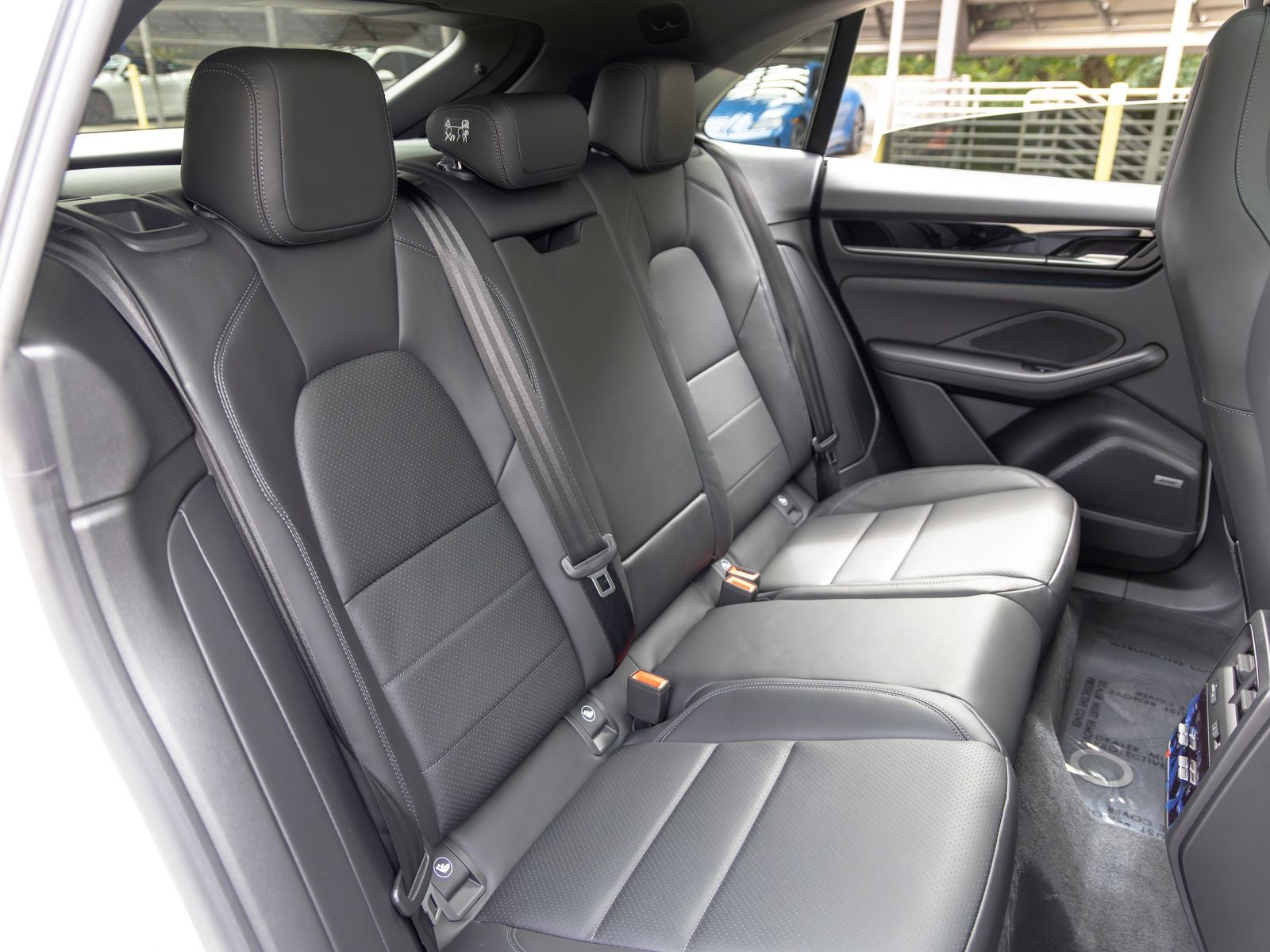 2026 Porsche Macan 4 Electric