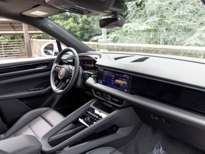 2026 Porsche Macan 4 Electric