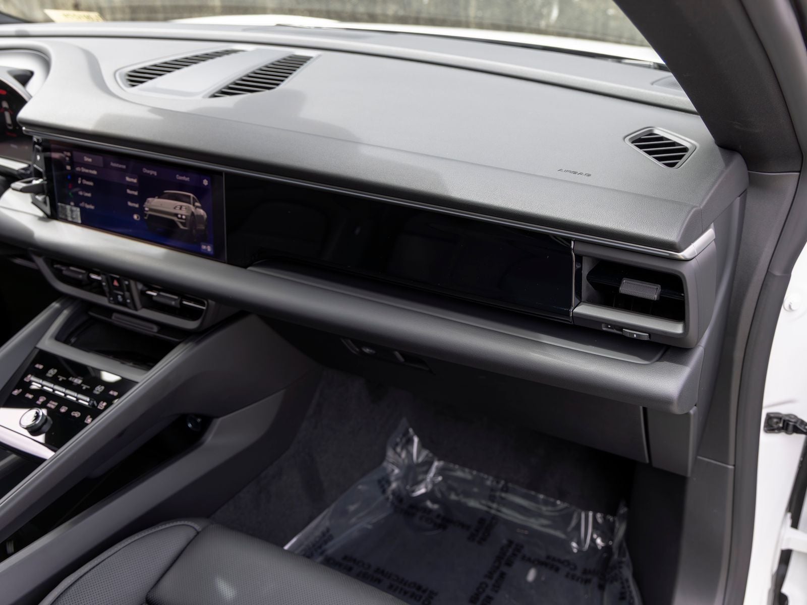 2026 Porsche Macan 4 Electric