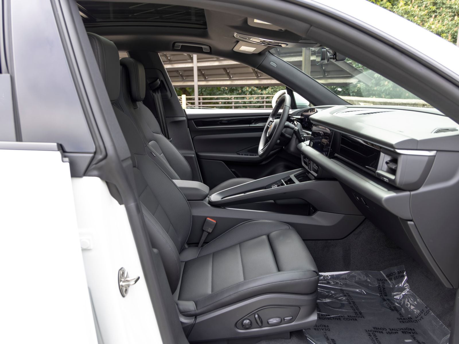 2026 Porsche Macan 4 Electric