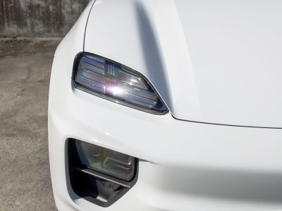 2025 Porsche Macan Macan 4 Electric