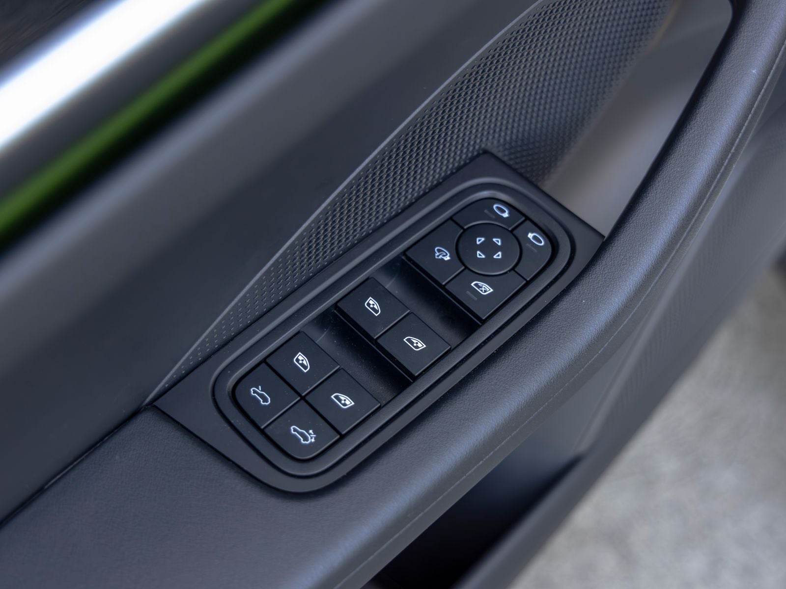 2025 Porsche Macan Macan 4 Electric