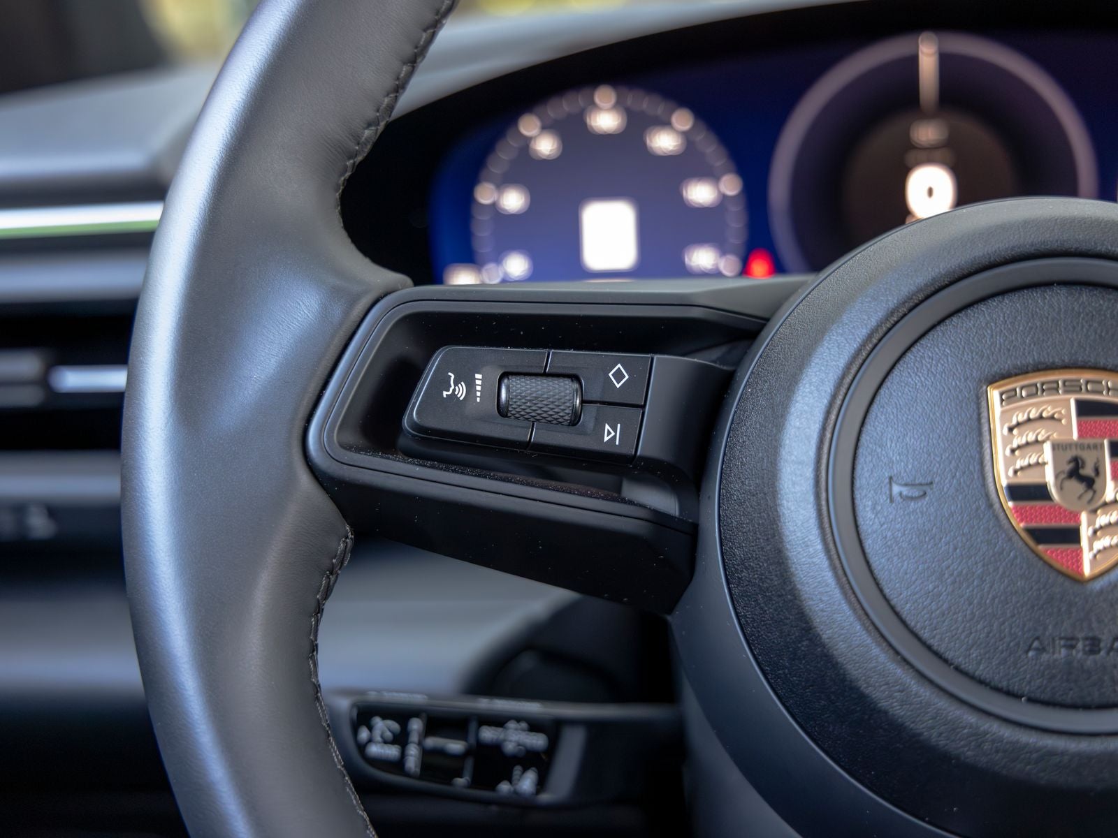 2025 Porsche Macan Macan 4 Electric