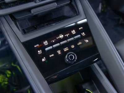2025 Porsche Macan Macan 4 Electric
