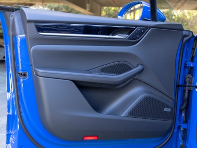 2026 Porsche Macan 4 Electric
