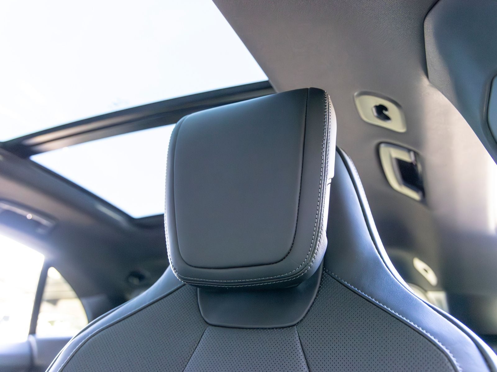 2026 Porsche Macan 4 Electric
