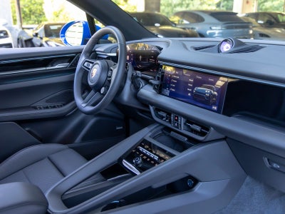 2026 Porsche Macan 4 Electric