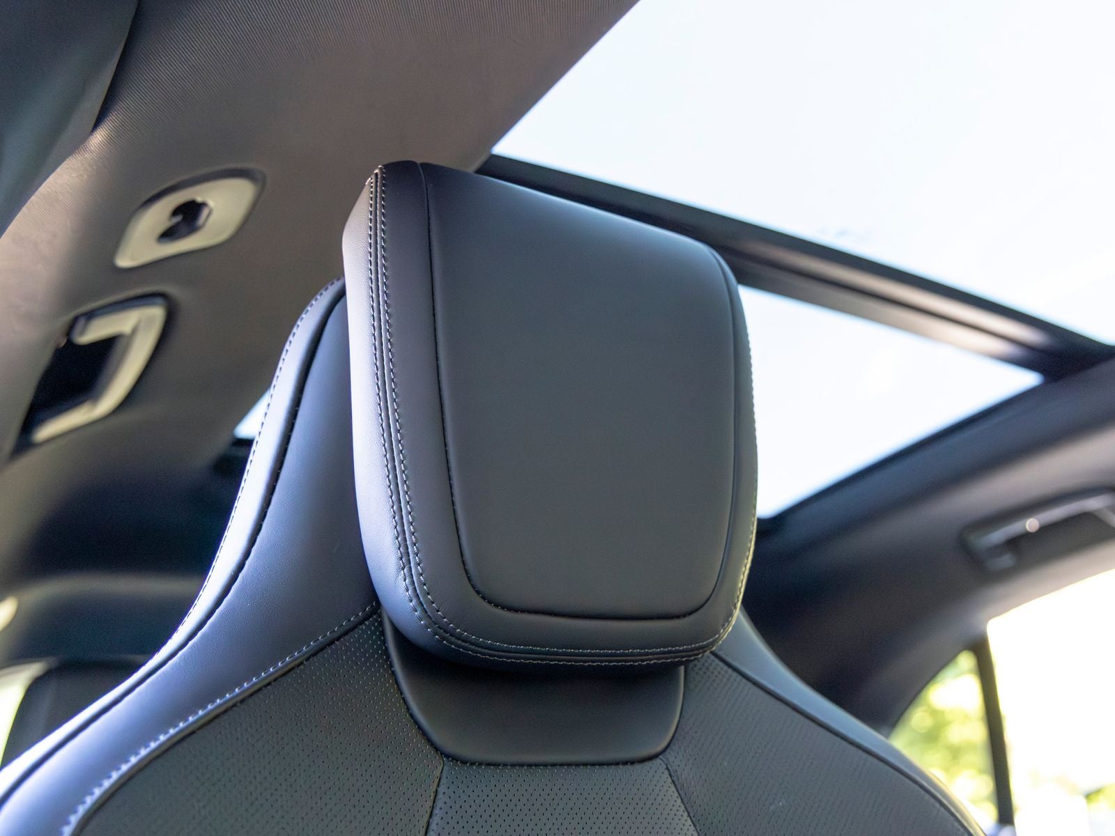 2026 Porsche Macan 4 Electric