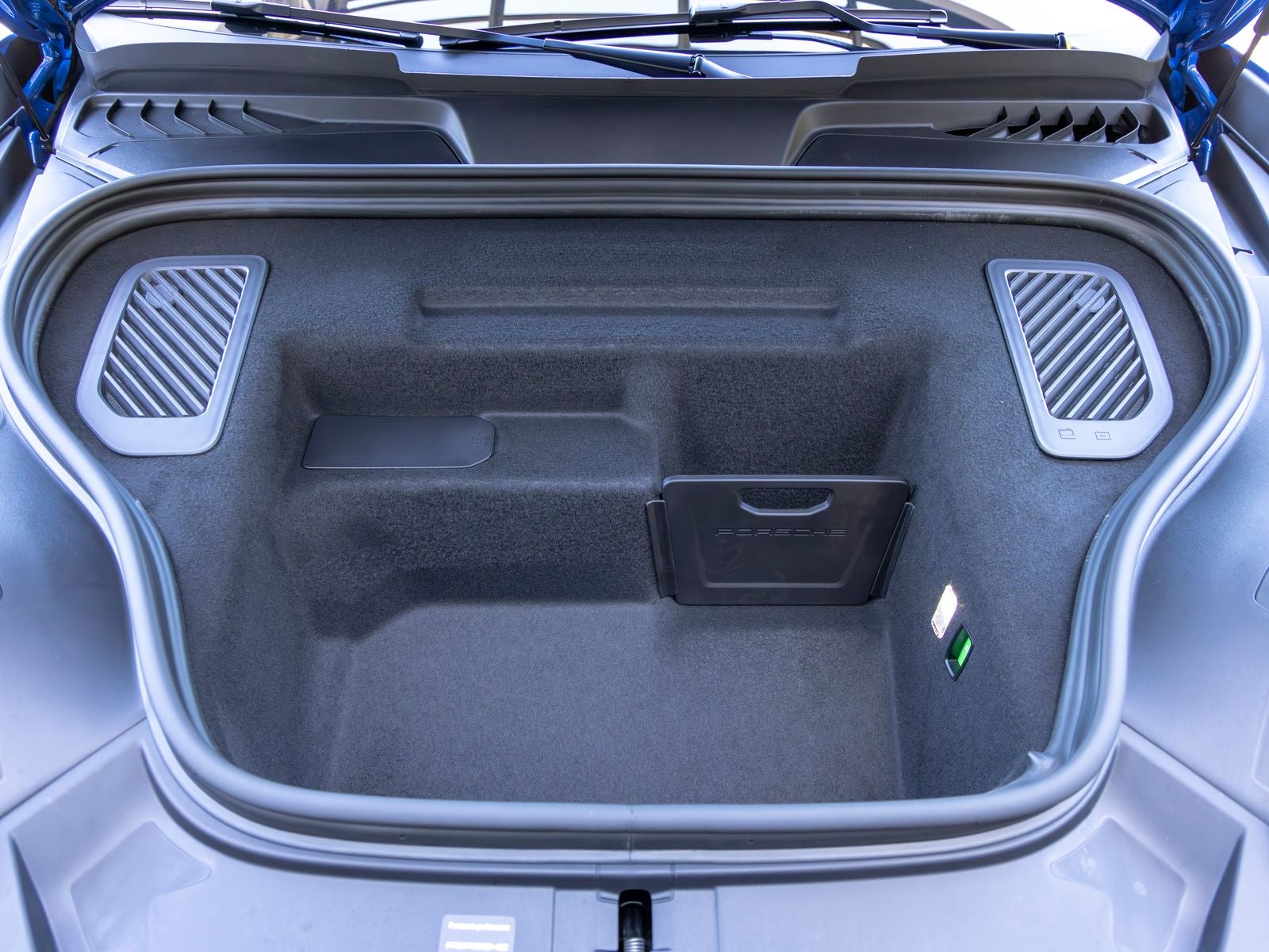 2026 Porsche Macan 4 Electric