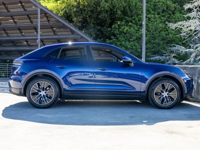 2025 Porsche Macan Macan 4 Electric