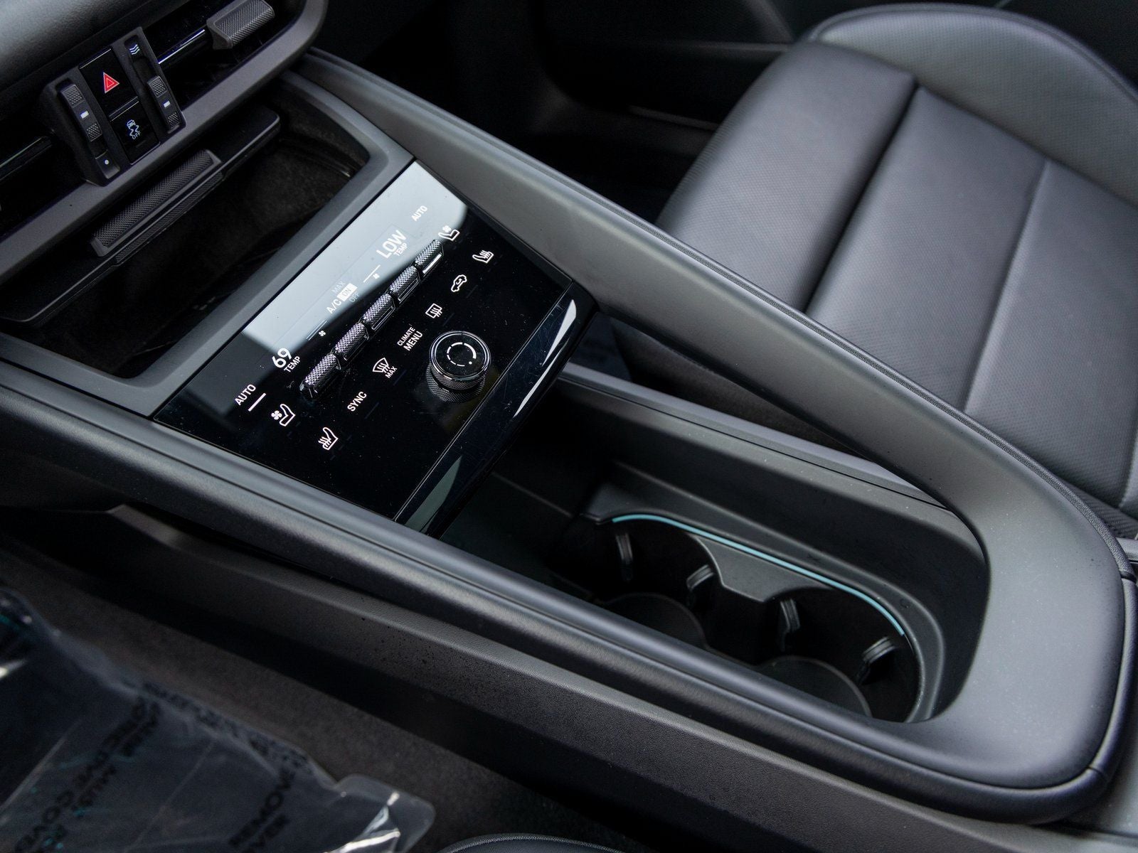 2024 Porsche Macan Macan 4 Electric