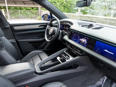 2024 Porsche Macan Macan 4 Electric