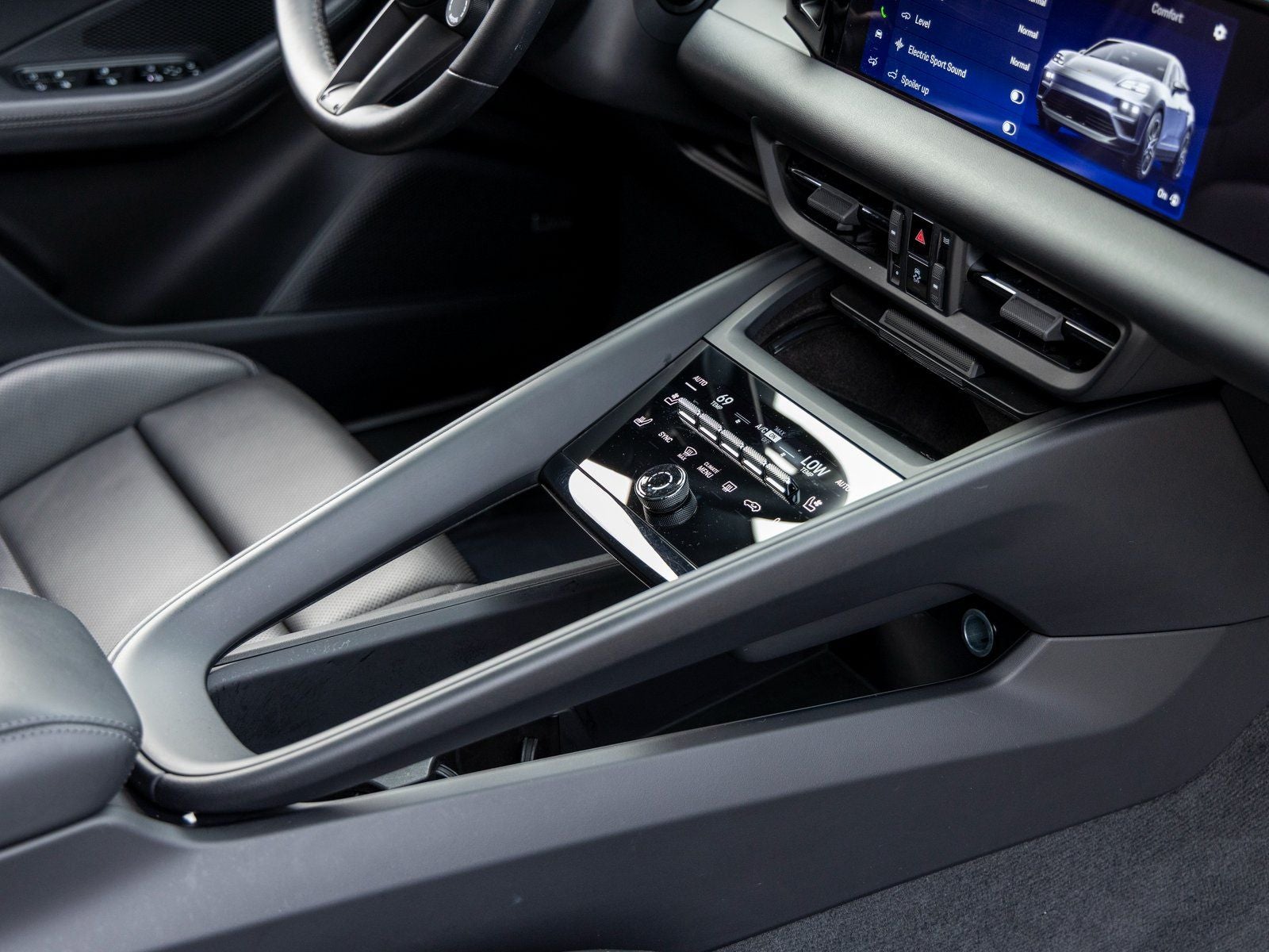 2024 Porsche Macan Macan 4 Electric