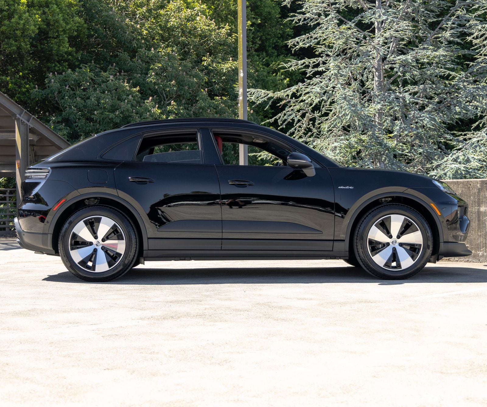 2026 Porsche Macan 4 Electric