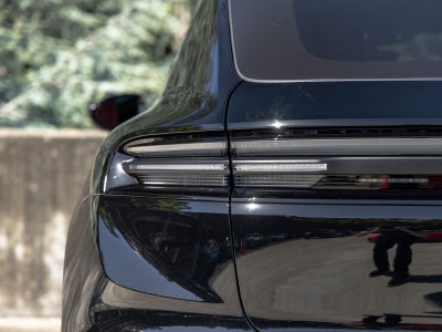 2026 Porsche Macan 4 Electric