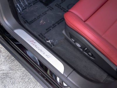 2026 Porsche Macan 4 Electric